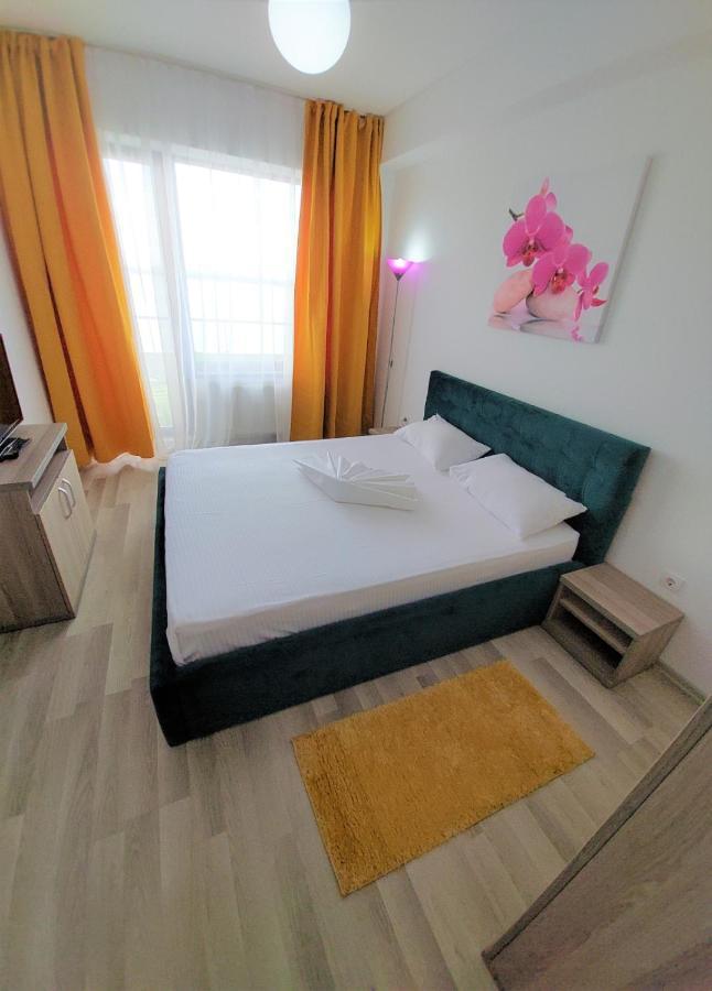 North Club Apartments มามายา ภายนอก รูปภาพ